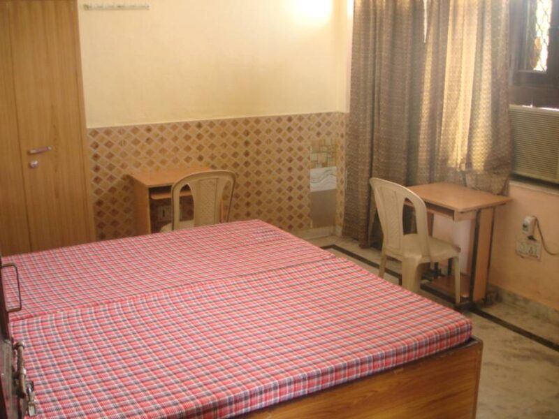 Nirmal Niwas Boys | PG in Noida