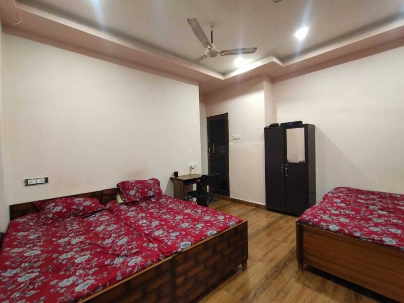 Om Sai | PG in Ghaziabad